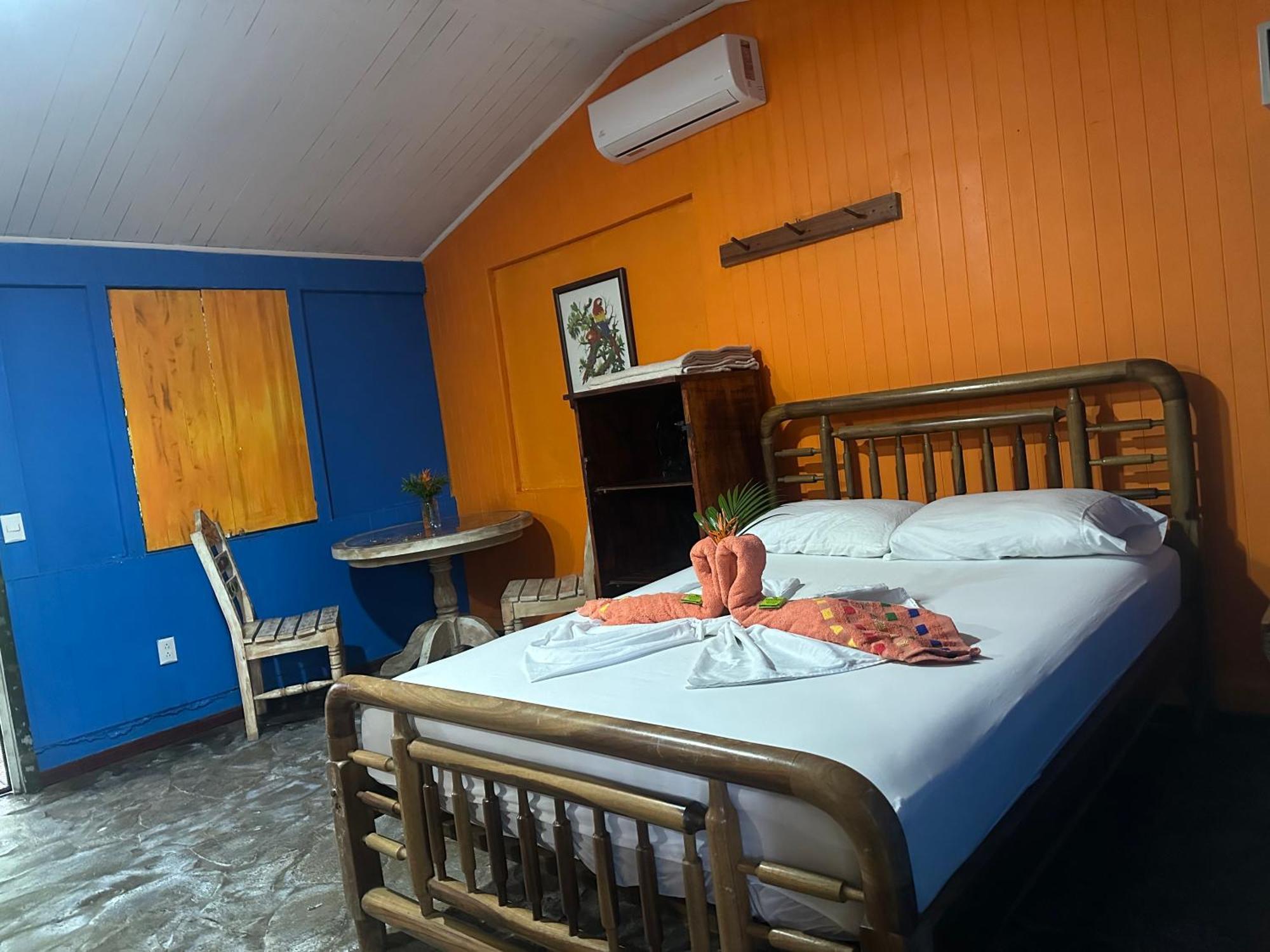 Chosa Manglar Suites & Cabins Puerto Jiménez Eksteriør billede